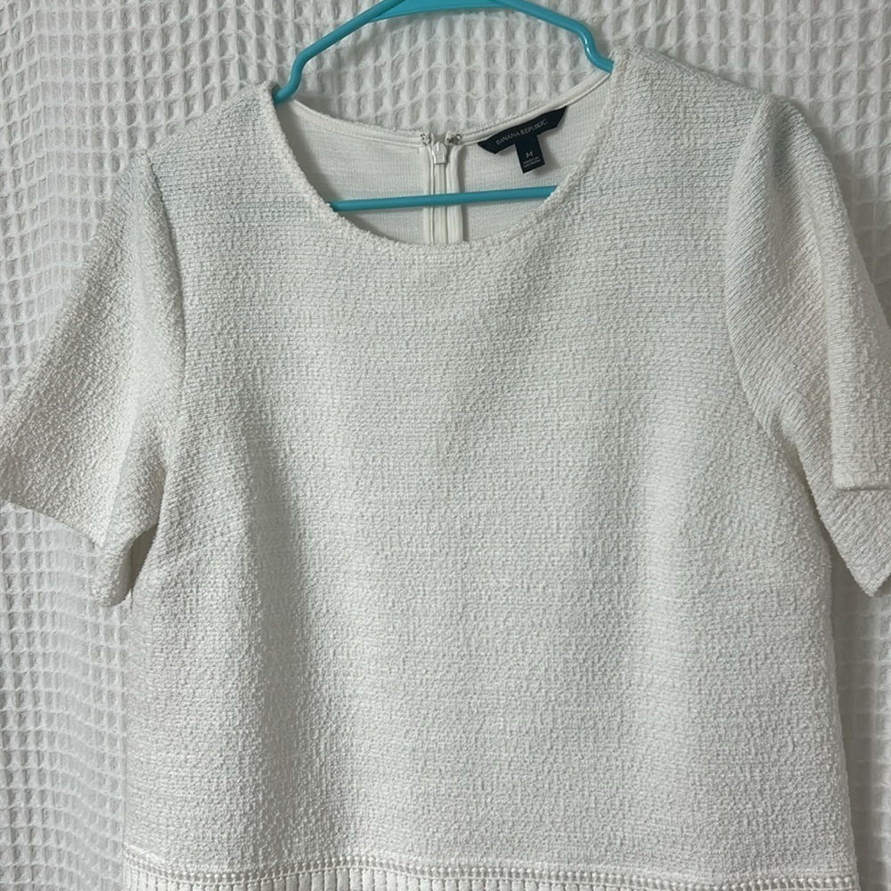 Banana Republic Short Sleeve Boucle Fringed Top - Picture 3 of 9